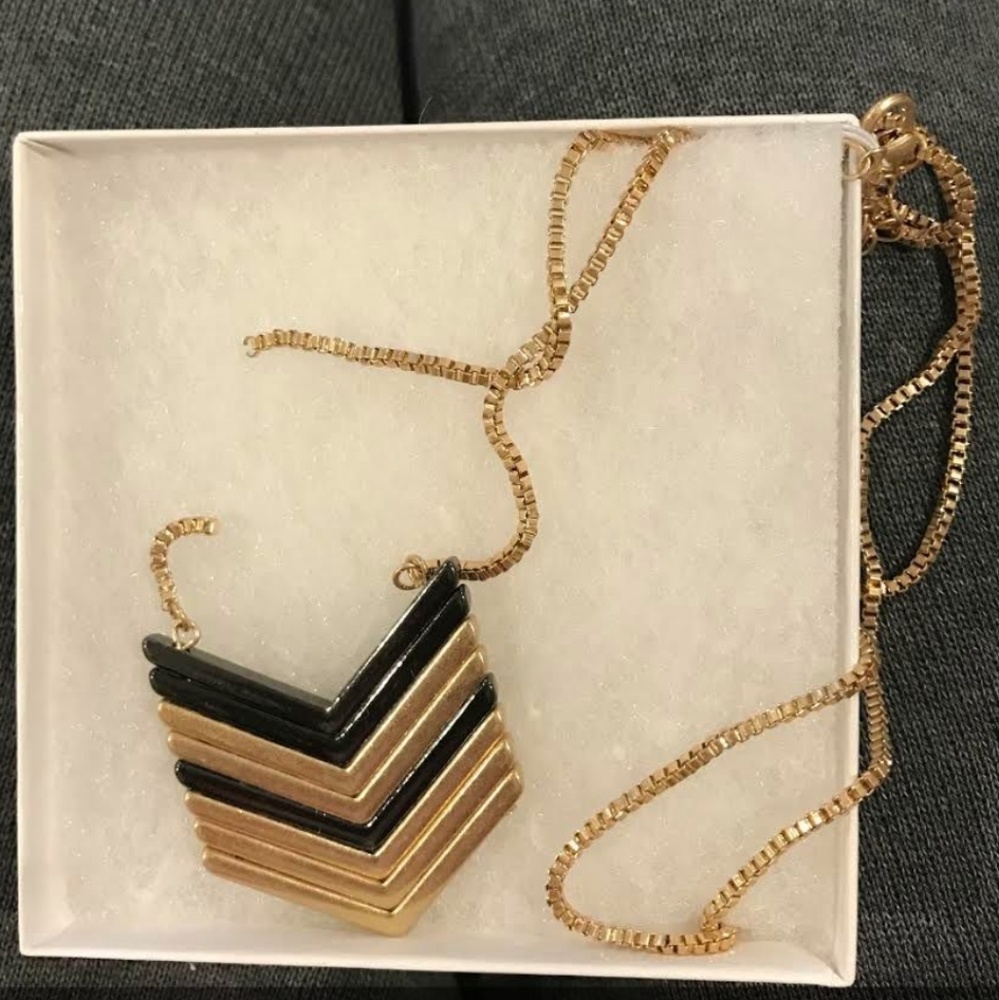 Romolo Genevieve Stacked Chevron Pendant Necklace